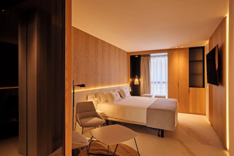 Premium room
