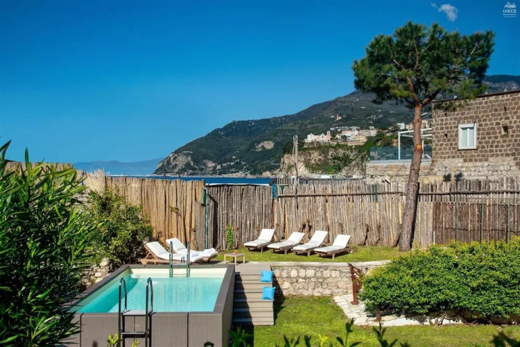 Villa Degli Dei Private Waterfront Villa