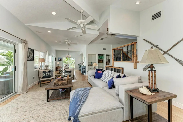 Dolphin Tales - 836 S Bay