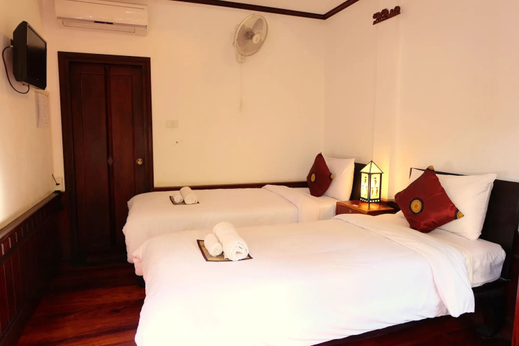 Phousi Guesthouse