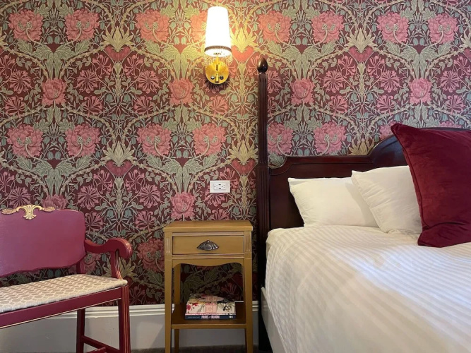 Emerson Inn