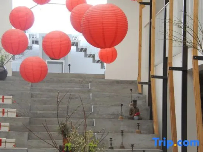 Tingshan Hostel