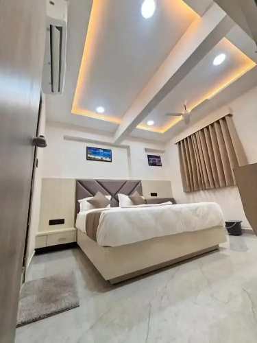 hotel hill top