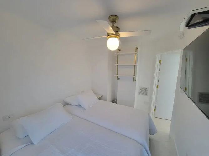 Alexander 1102 2 Bedroom Apts