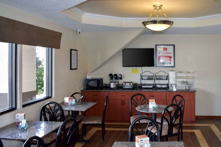 Mho Hotel Bordentown photo 19