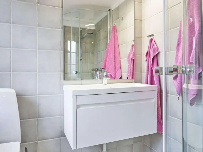 6 Person Holiday Home in Aakirkeby