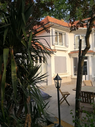 1 Bedroom Standard Double room with garden view