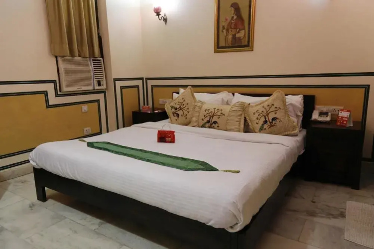 OYO Rooms Heritage Hawa Sadak