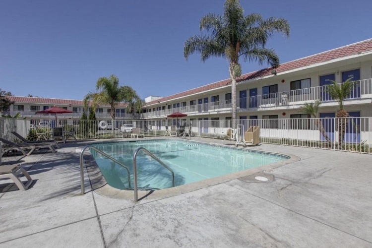 Motel 6 Corona photo 15