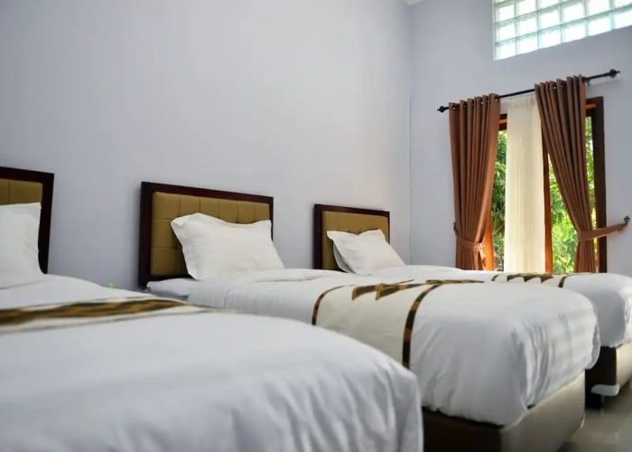 Superior Triple room