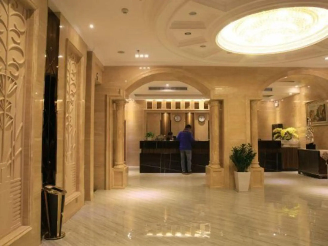 Haihe Business Hotel