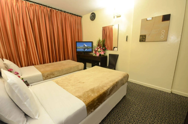 Royal Prince Hotel