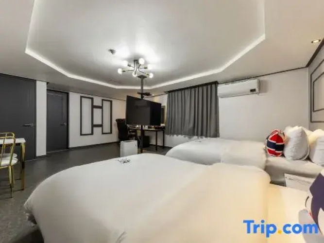 Iksan Hotel G7