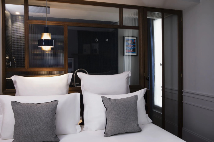 Maison Elle Paris