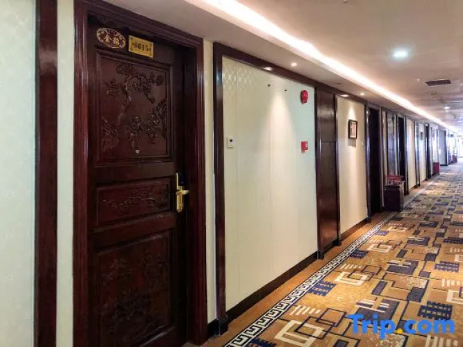 Shibazi Hotel