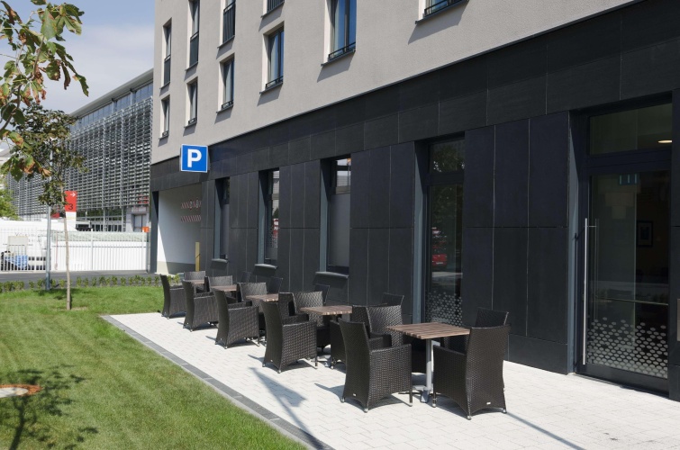 Hampton by Hilton Frankfurt City Centre Messe photo 32