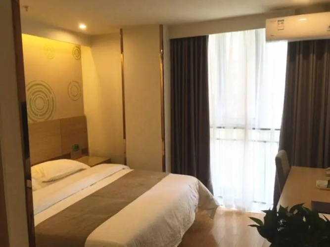 Greentree Inn Chengde Development Zone University