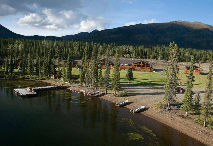 Inconnu Lodge