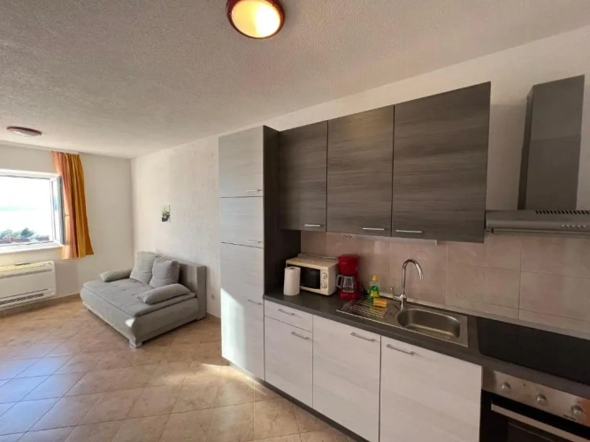 1 Bedroom Apartment with balcony and with sea view