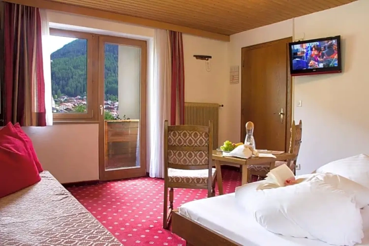 Standard Double room with view