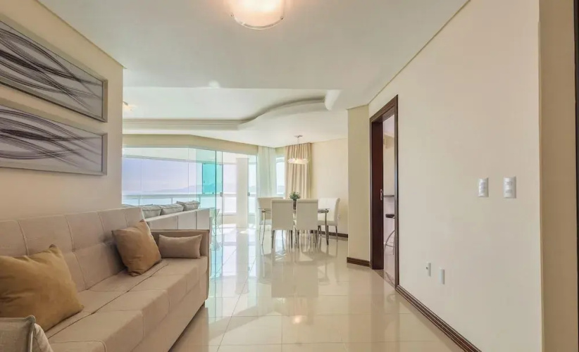 Apt w/ Gourmet Balcony Oceanfront Rkr0502
