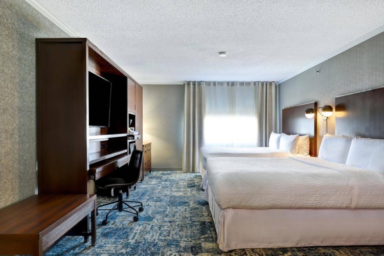 Four Points by Sheraton Toronto Mississauga photo 11