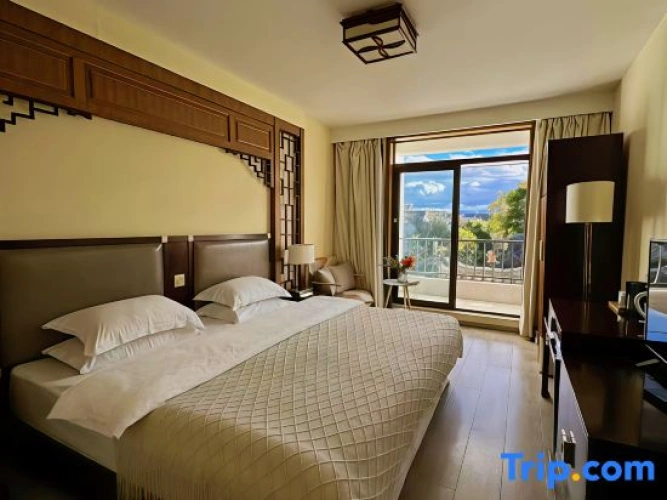2 Bedrooms Suite