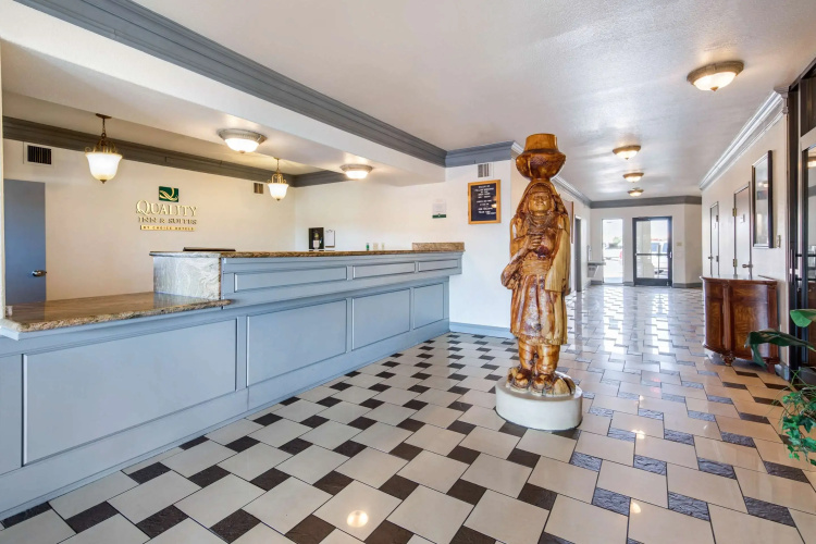 Quality Inn & Suites Gallup I-40 Exit 20