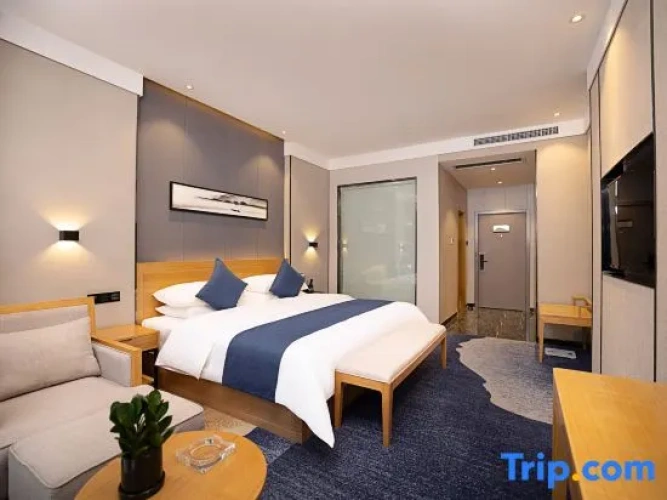 Standard Double room with view