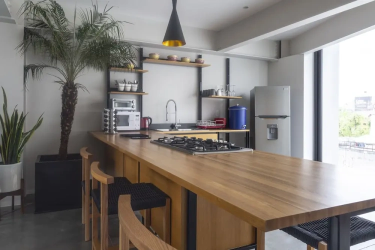 Apartment with balcony