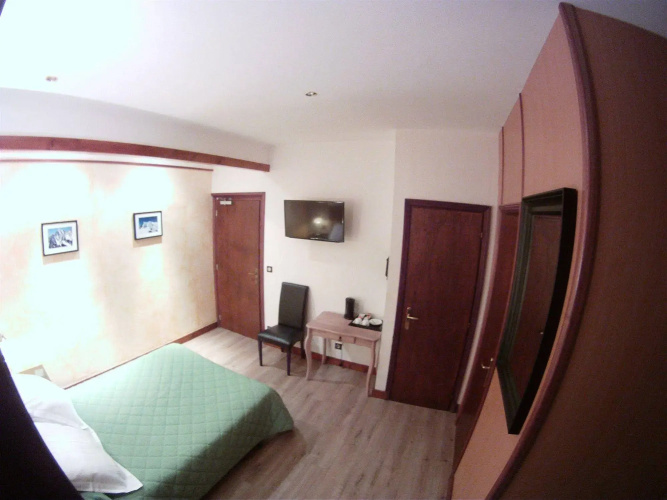 Le Savoy Hotel