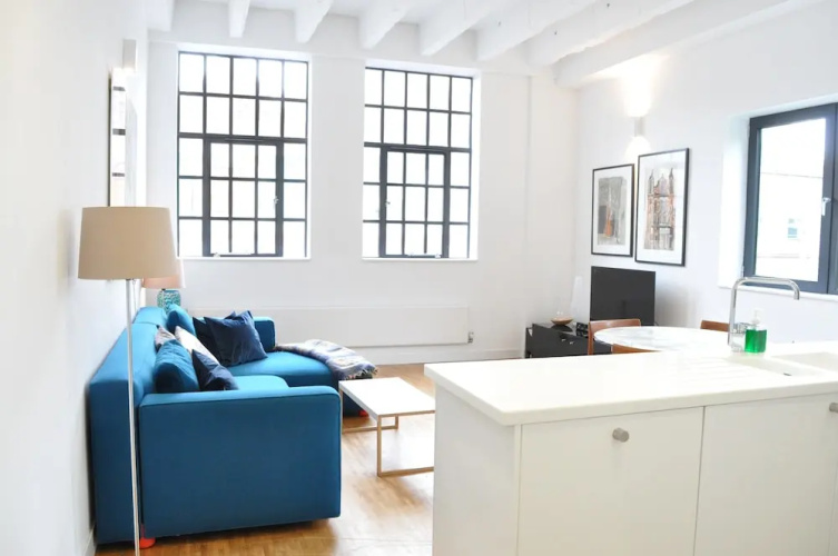 Farringdon 3 Bedroom Flat With Terrace