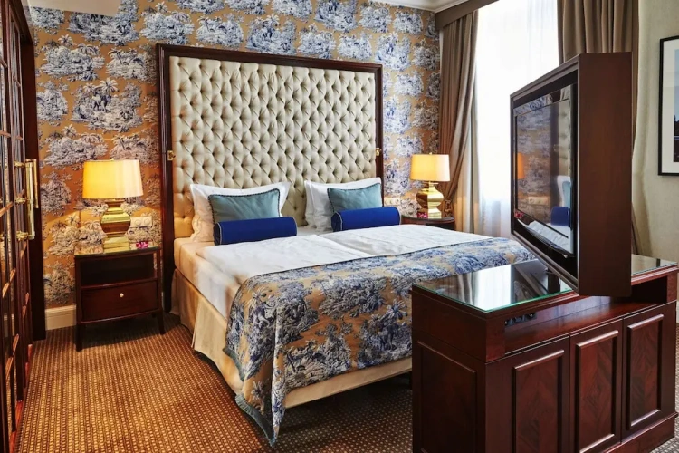Executive Double Suite