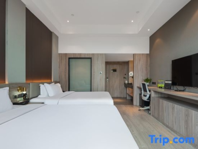 Premier Twin room