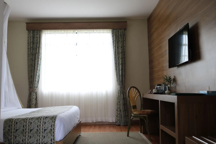Maanzoni Lodge