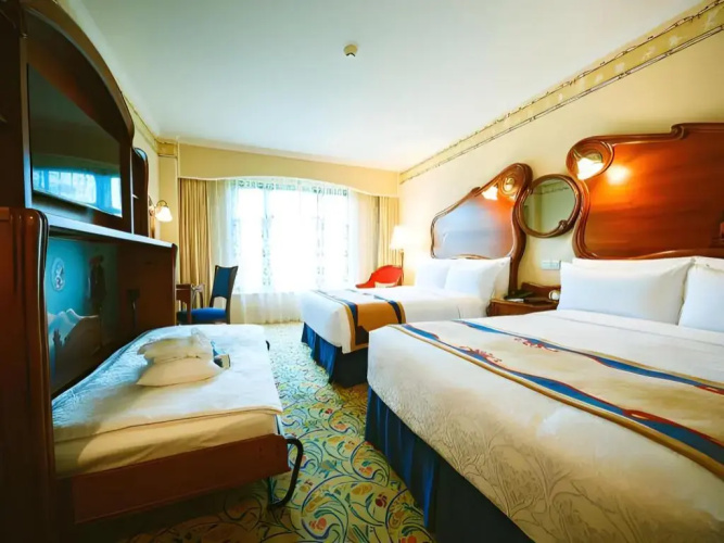 Shanghai Disneyland Hotel