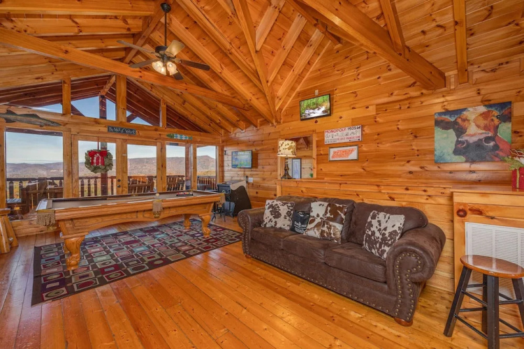 Picture Perfect- Seven Bedroom Cabin