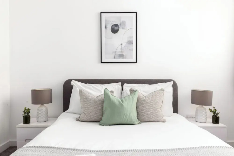 2 Bed Flat off Brick Lane