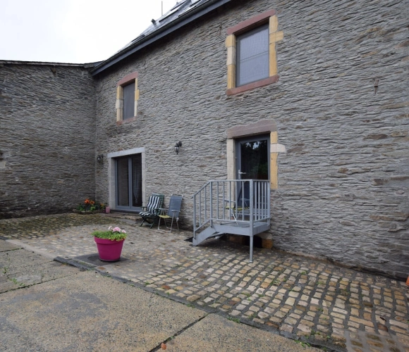 Pretty Cottage with 2 Bathrooms near Neufchateau