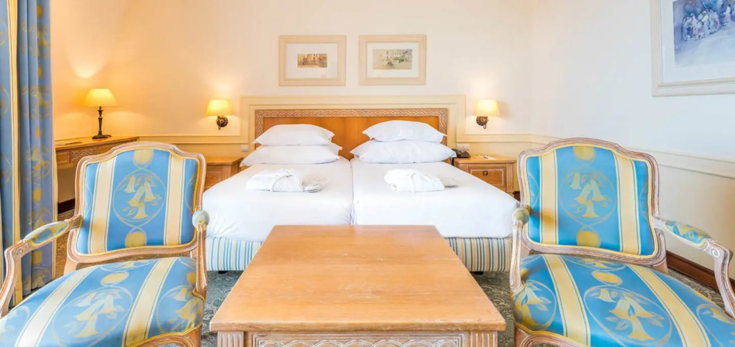 Superior room with balcony
