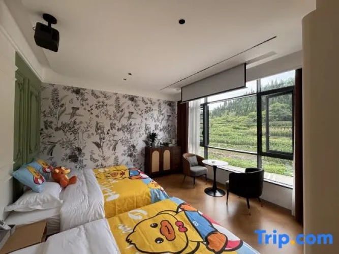 Standard Family room