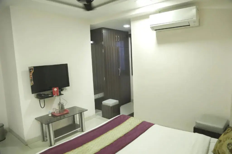 Hotel Krishna By OYO Rooms