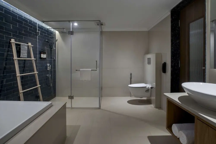 1 Bedroom Suite