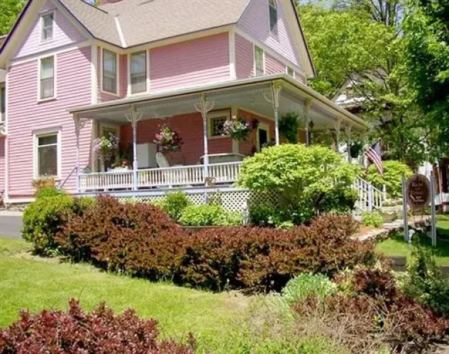 Rose & Thistle Bed & Breakfast