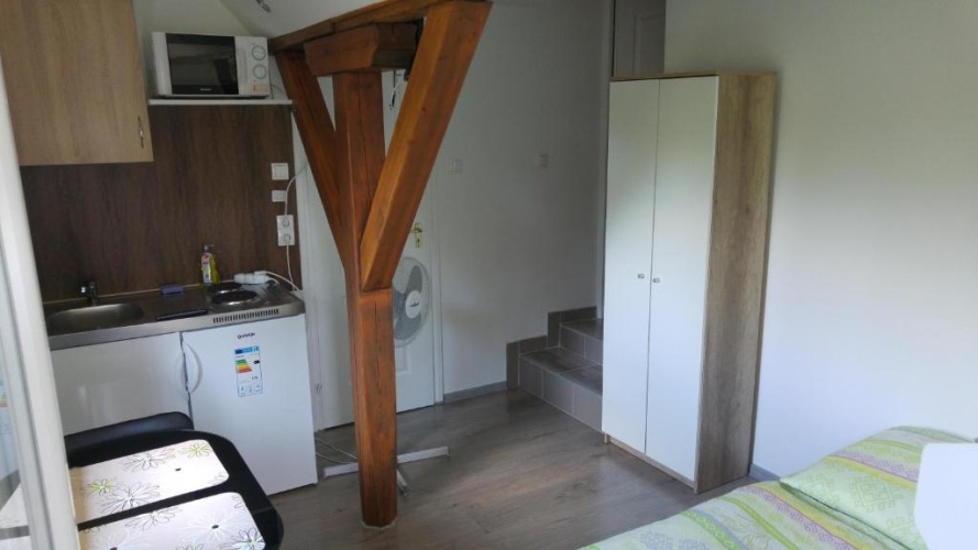 Apartment with balcony