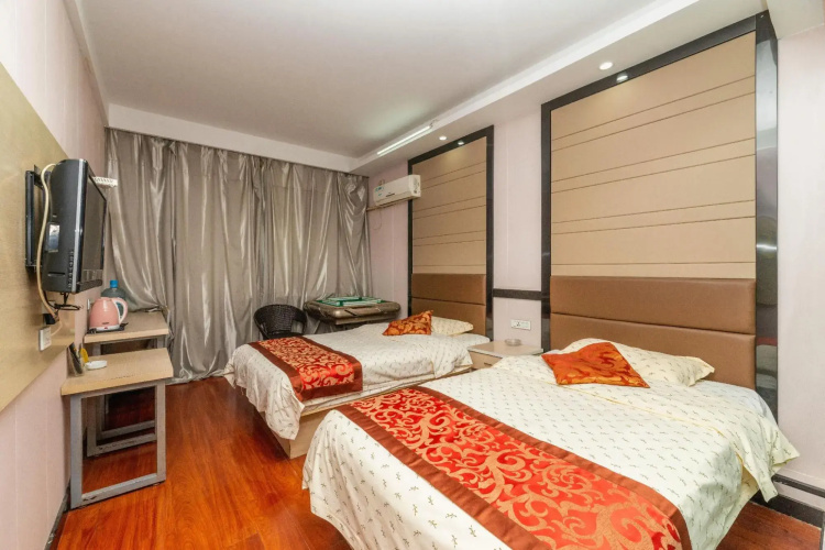 Crown Business Express Hotel