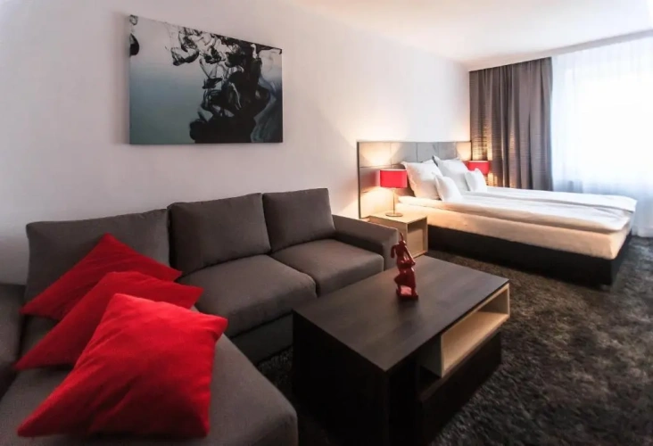Deluxe Double room with city view