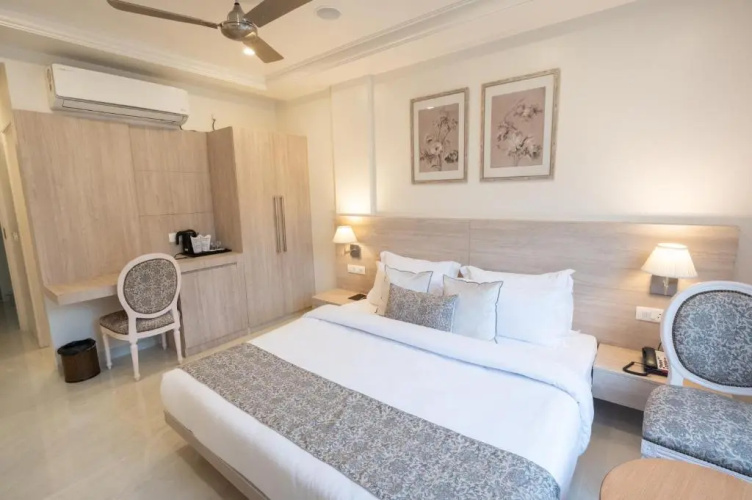 Terrakotta Rishikesh