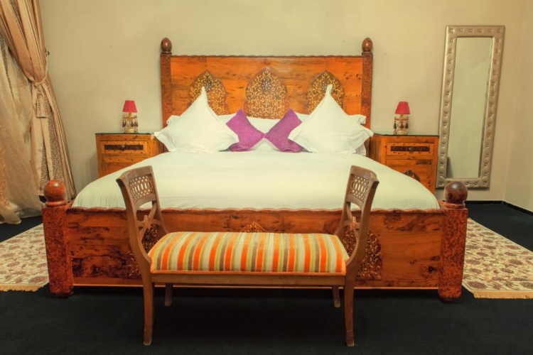 Deluxe Suite
