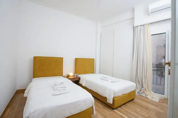 Ruby's Urban Residence Koukaki